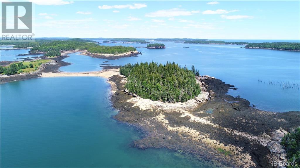 - Spruce Island, Back Bay, New Brunswick  E5H 1C4 - Photo 2 - NB088961