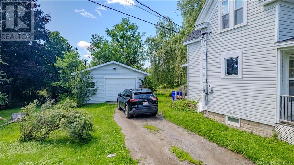 28 Pine Street, St. Stephen, New Brunswick  E3L 1X4 - Photo 6 - NB103749