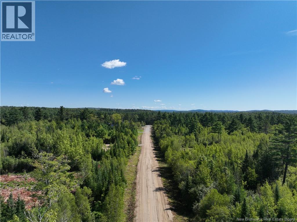 1 Crest Avenue, Heathland, New Brunswick  E3L 5C1 - Photo 8 - NB105375