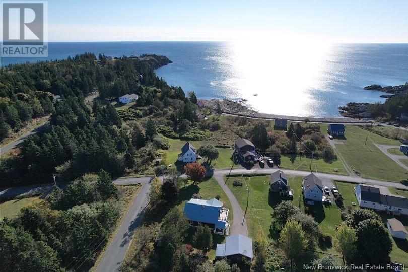 17 Old Airport Road, Grand Manan, New Brunswick  E5G 2A1 - Photo 3 - NB107818