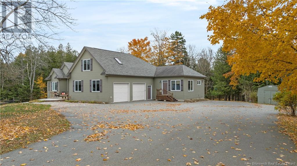 186 Pettingill Road, Quispamsis, New Brunswick  E2E 2V6 - Photo 2 - NB112706