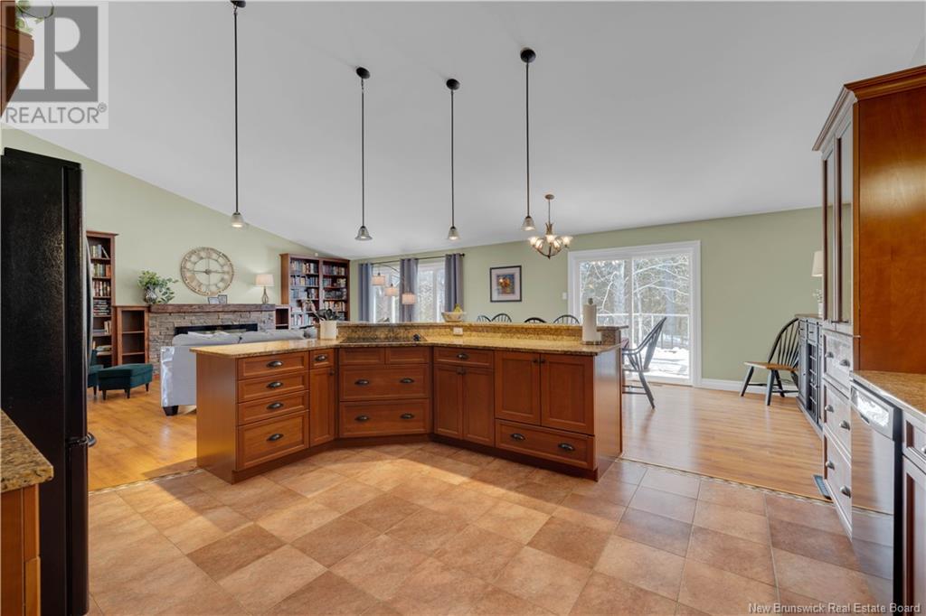 186 Pettingill Road, Quispamsis, New Brunswick  E2E 2V6 - Photo 21 - NB112706