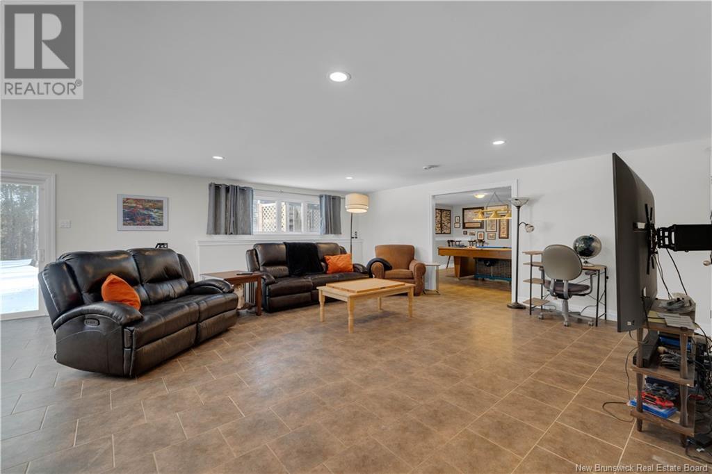 186 Pettingill Road, Quispamsis, New Brunswick  E2E 2V6 - Photo 35 - NB112706