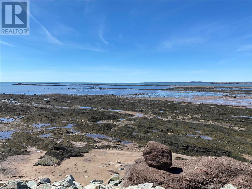377 Maces Bay Rd, Maces Bay, New Brunswick  E5J 1S8 - Photo 16 - NB115951
