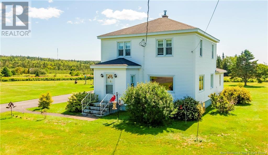 424 Maces Bay Road, Maces Bay, New Brunswick  E5J 1T4 - Photo 2 - NB116655