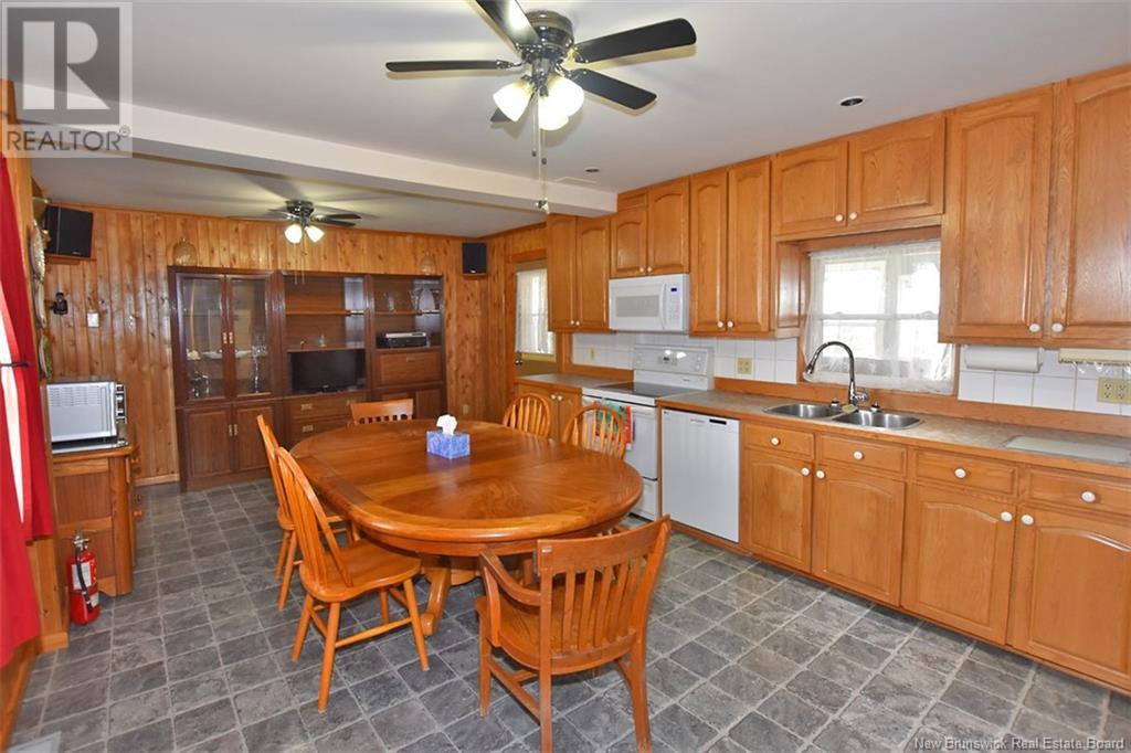 2141 635 Route, Magaguadavic, New Brunswick  E6K 1E3 - Photo 13 - NB117193