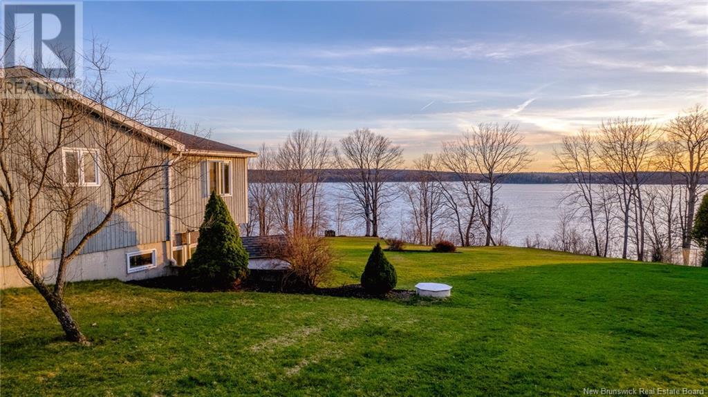 210 Hills Point Road, Oak Bay, New Brunswick  E3L 4J2 - Photo 9 - NB117207