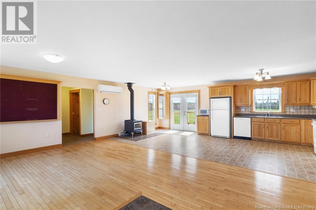 151 Riverside Drive, Fredericton Junction, New Brunswick  E5L 1V6 - Photo 12 - NB117999