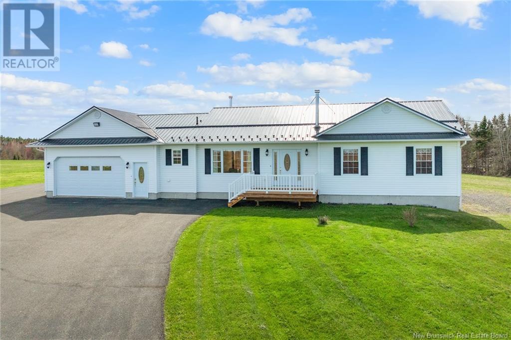 151 Riverside Drive, Fredericton Junction, New Brunswick  E5L 1V6 - Photo 2 - NB117999