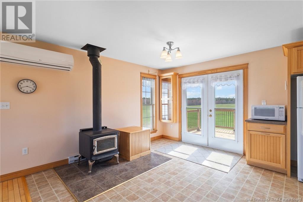 151 Riverside Drive, Fredericton Junction, New Brunswick  E5L 1V6 - Photo 21 - NB117999
