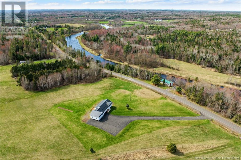 151 Riverside Drive, Fredericton Junction, New Brunswick  E5L 1V6 - Photo 8 - NB117999