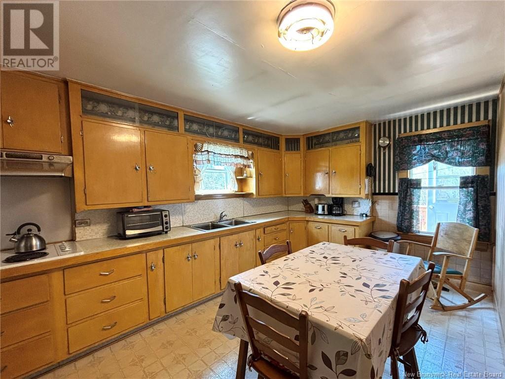 822 Route 776, Grand Manan, New Brunswick  E5G 1G1 - Photo 10 - NB118167