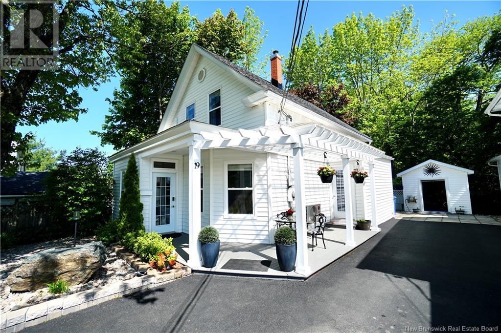 19 Mccoll Street, St. Stephen, New Brunswick  E3L 2M6 - Photo 4 - NB118275