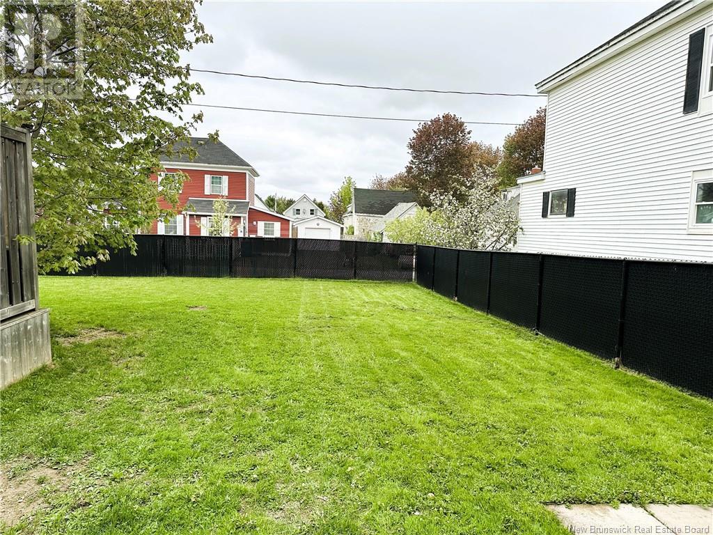 21 Rose Street, St. Stephen, New Brunswick  E3L 2P6 - Photo 11 - NB118883