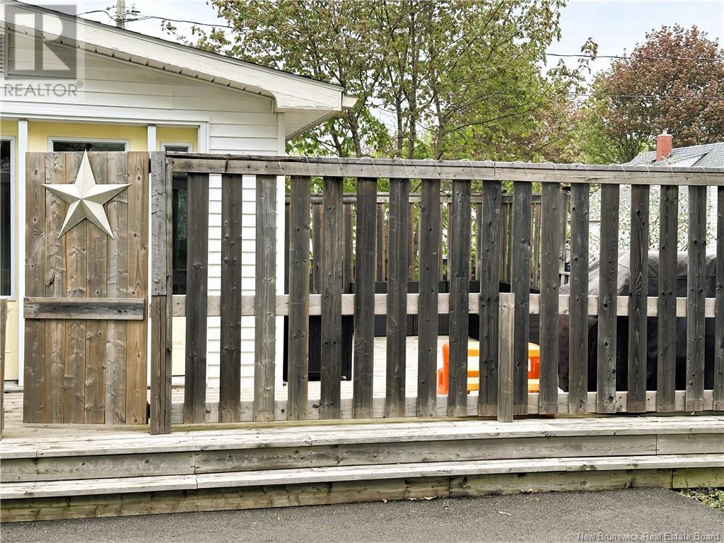 21 Rose Street, St. Stephen, New Brunswick  E3L 2P6 - Photo 5 - NB118883