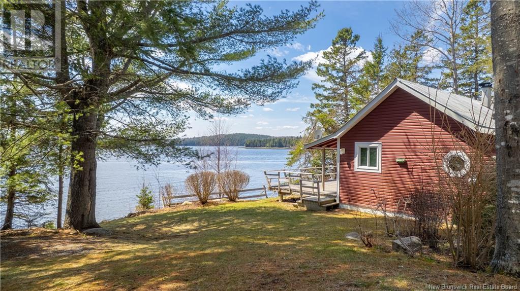25 Smythe Lane, Oak Bay, New Brunswick