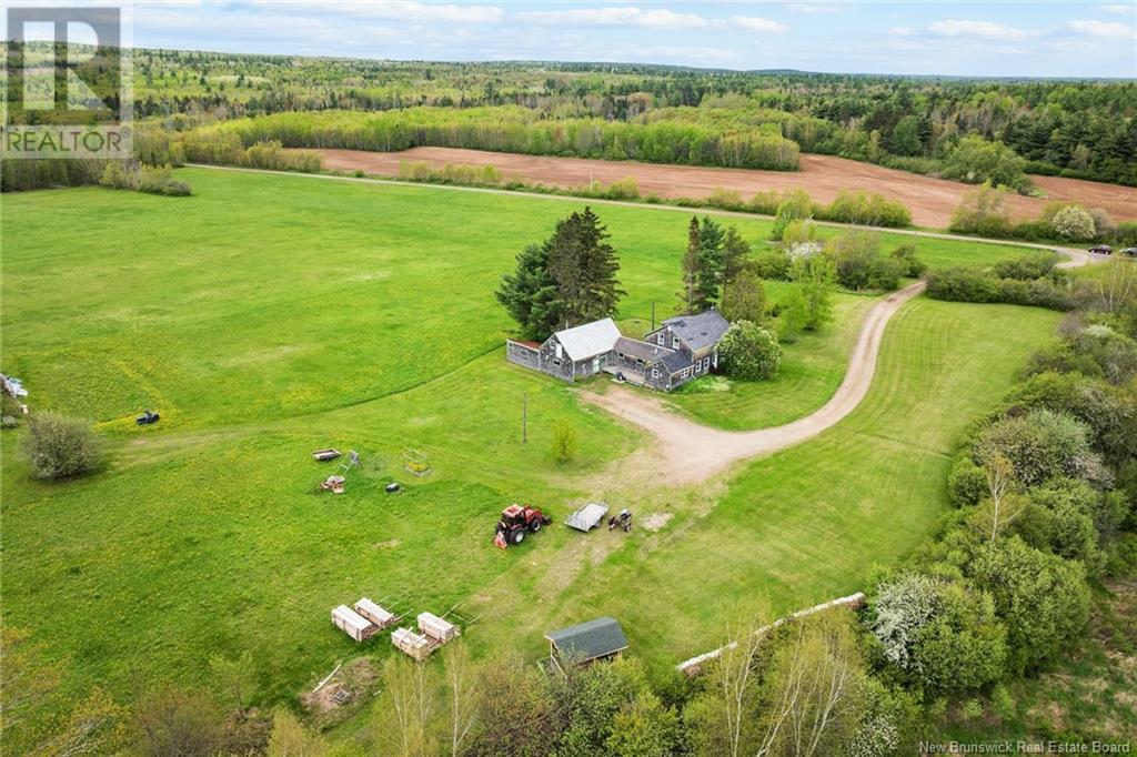 118 Mersereau Road, Hoyt, New Brunswick  E5L 1M4 - Photo 5 - NB119526