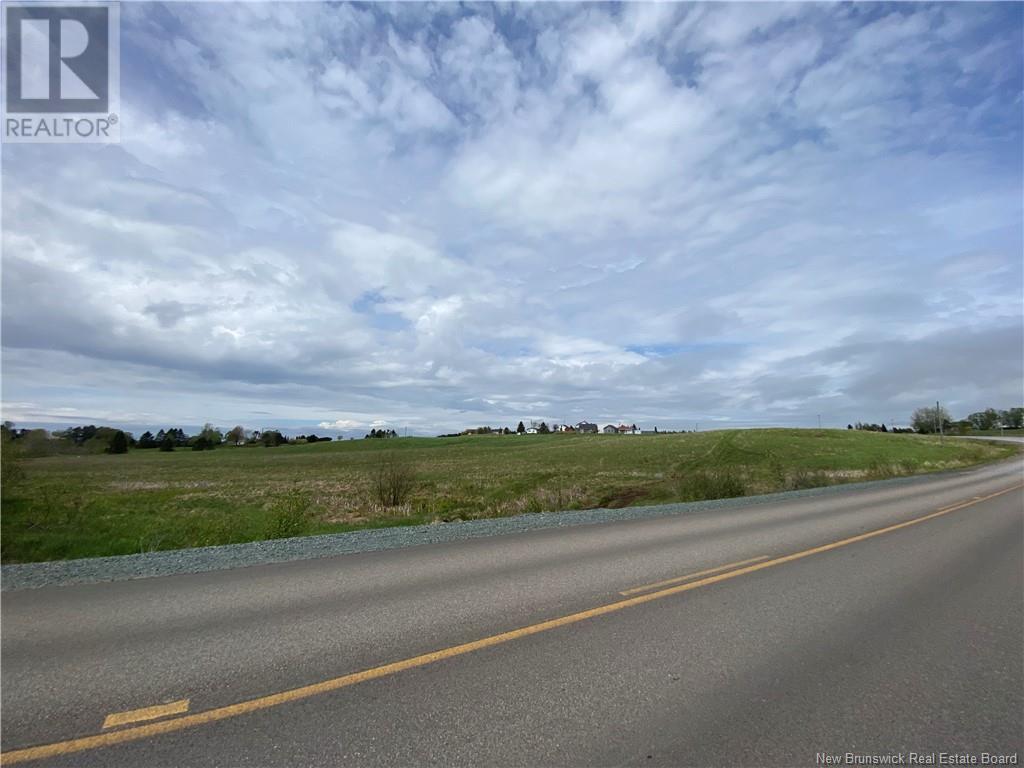 Na Farm Road, Blacks Harbour, New Brunswick  E5H 1A1 - Photo 4 - NB119692