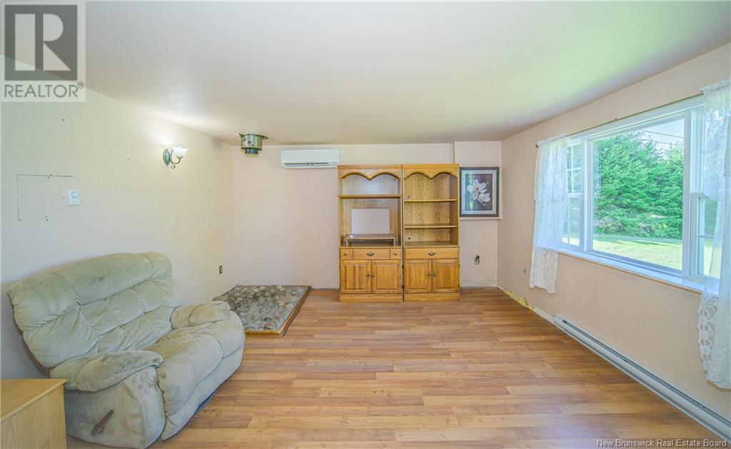 205 Riverside Drive, Fredericton Junction, New Brunswick  E5L 1W1 - Photo 10 - NB119836