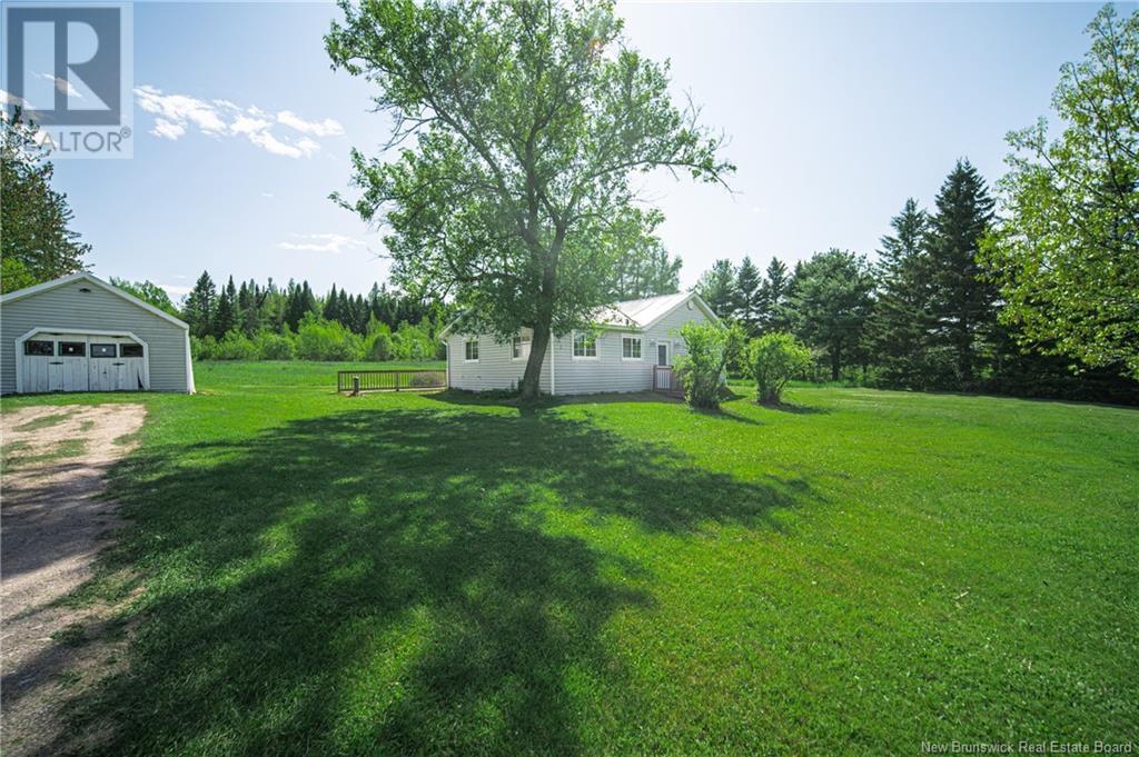 205 Riverside Drive, Fredericton Junction, New Brunswick  E5L 1W1 - Photo 16 - NB119836