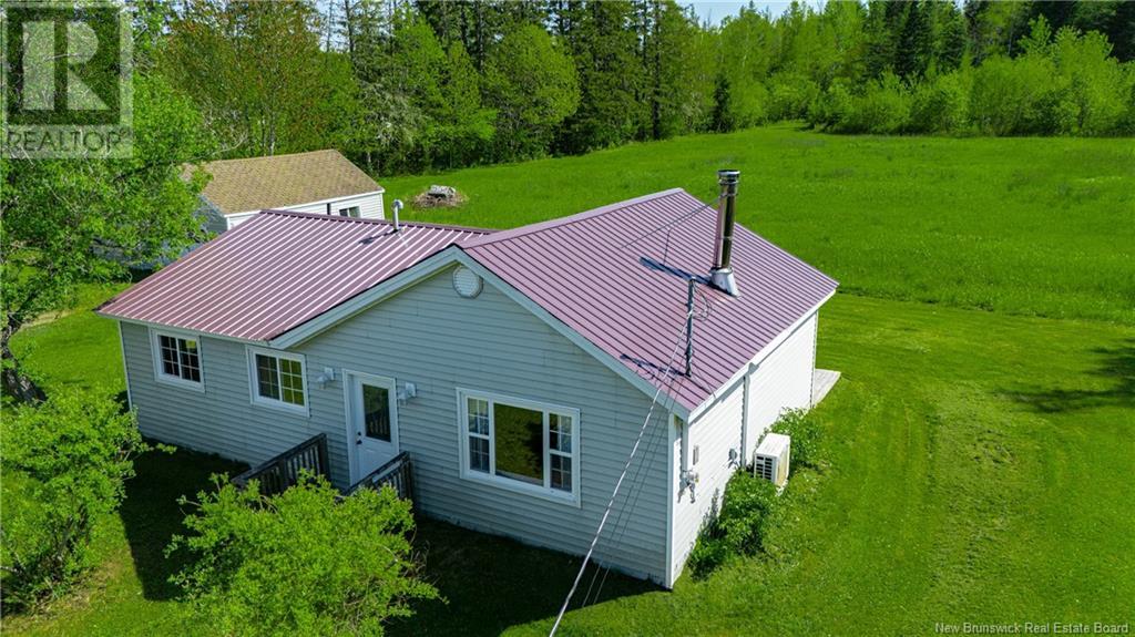 205 Riverside Drive, Fredericton Junction, New Brunswick  E5L 1W1 - Photo 24 - NB119836