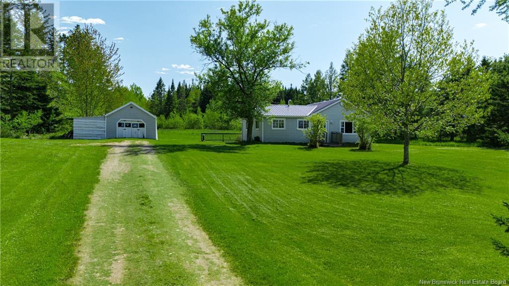 205 Riverside Drive, Fredericton Junction, New Brunswick  E5L 1W1 - Photo 34 - NB119836