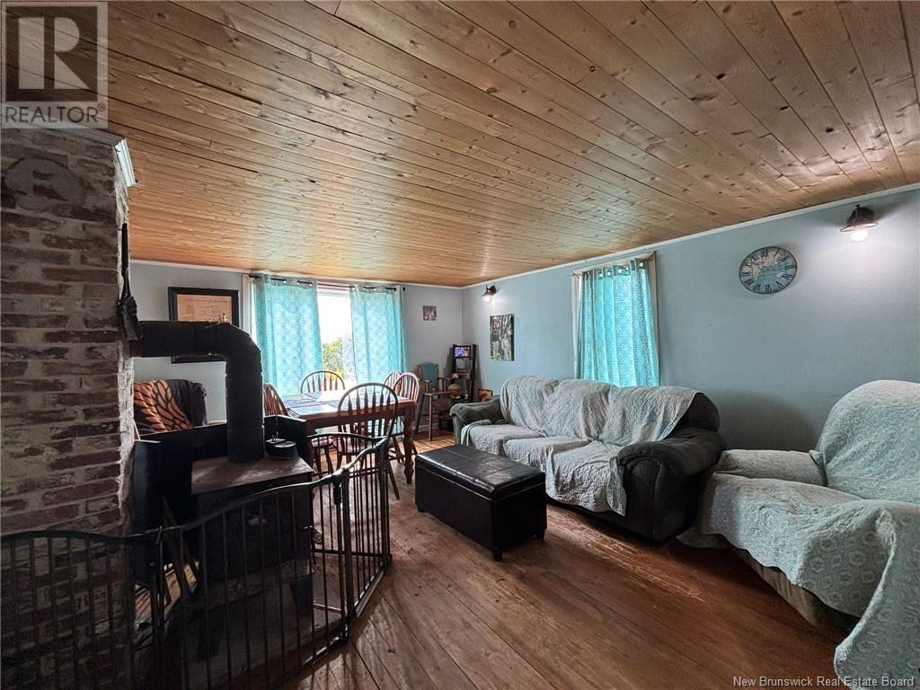 500 Route 776, Grand Manan, New Brunswick  E5G 4K8 - Photo 3 - NB119902