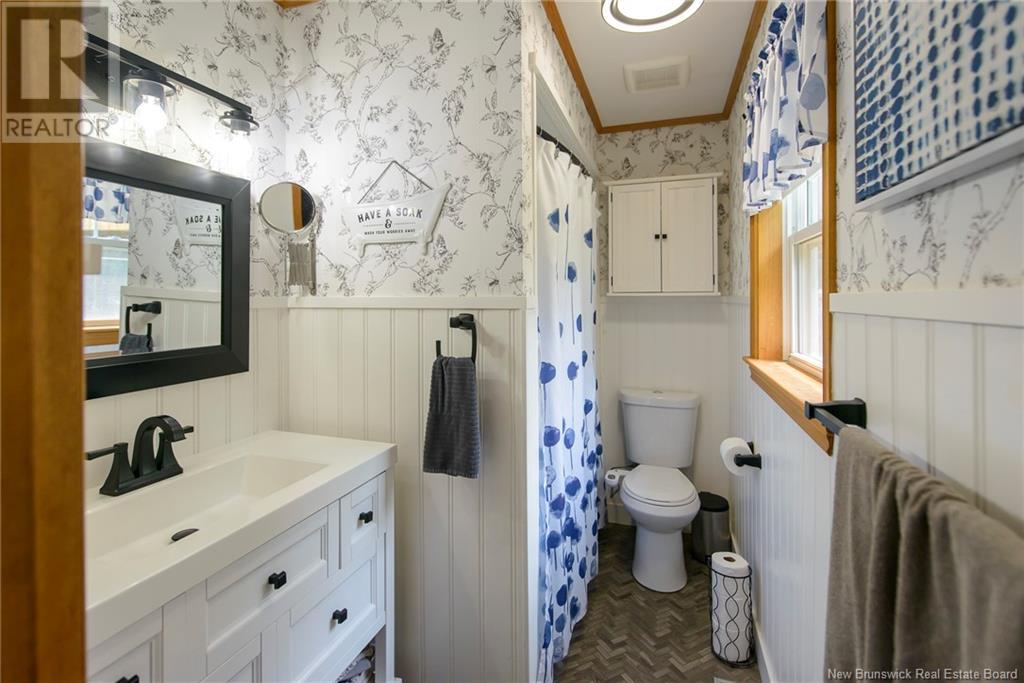 29 Wallace Road, Browns Flat, New Brunswick  E2M 2P5 - Photo 20 - NB120130