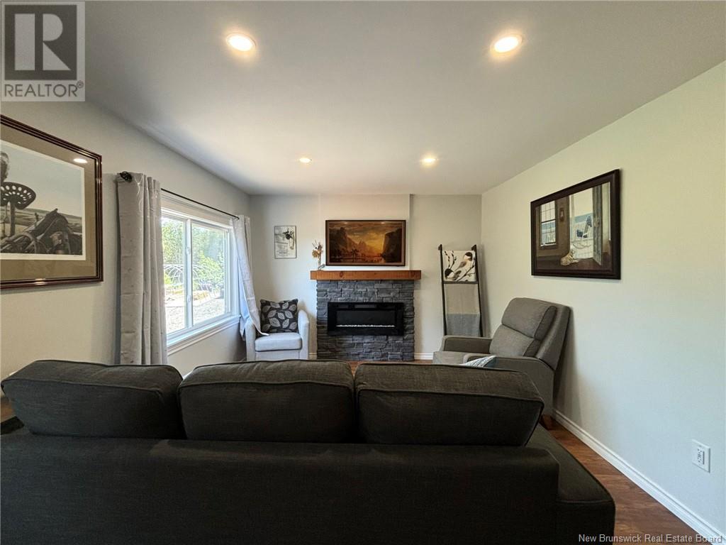 32 Wellington Drive, Grand Manan, New Brunswick  E5G 1M8 - Photo 3 - NB120293