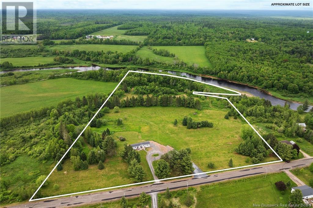 184 Riverside Drive, Fredericton Junction, New Brunswick  E5L 1V9 - Photo 38 - NB120306