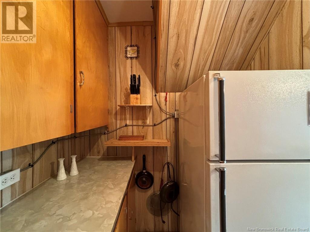 11 Chester Drive, Grand Manan, New Brunswick  E5G 4G5 - Photo 8 - NB121152
