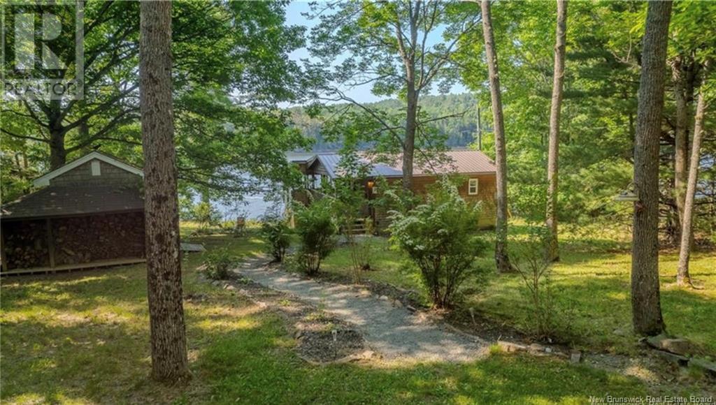 22 Marks Point Road, Dufferin, New Brunswick  E3L 3P8 - Photo 4 - NB121076