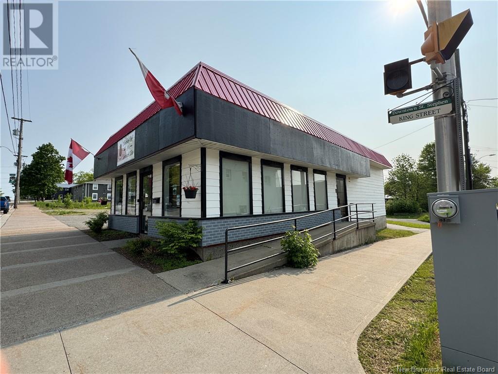 57 King Street, St. Stephen, New Brunswick  E3L 2C4 - Photo 4 - NB121214