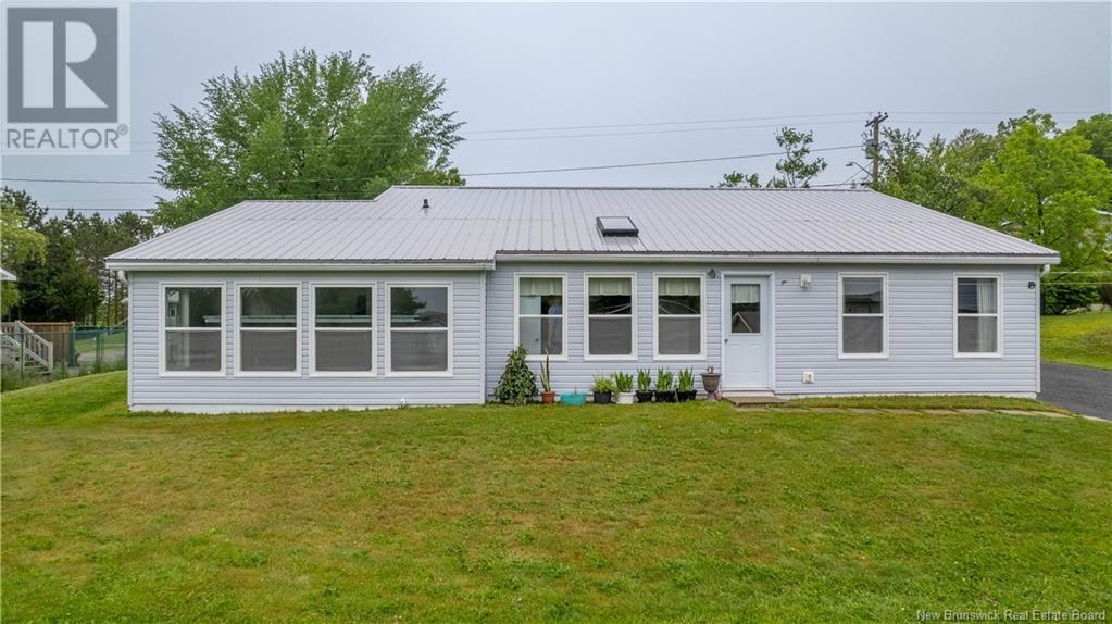 8 Hillcrest Drive, St George, New Brunswick E5C 3G1 - Photo 4 - NB121351