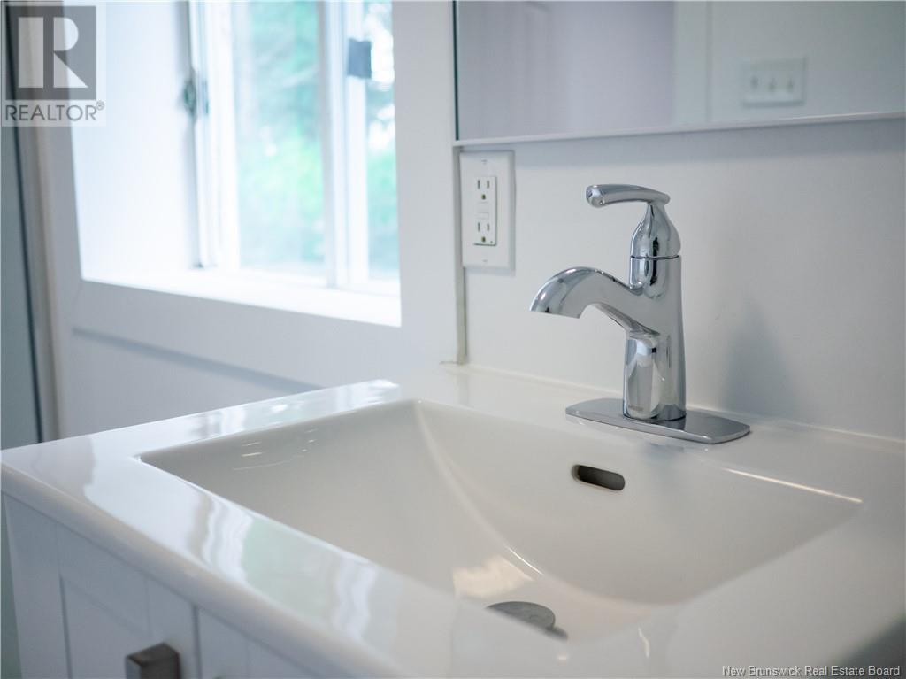 12 Beach Road, Grand Bay-Westfield, New Brunswick  E5K 1P6 - Photo 4 - NB121682