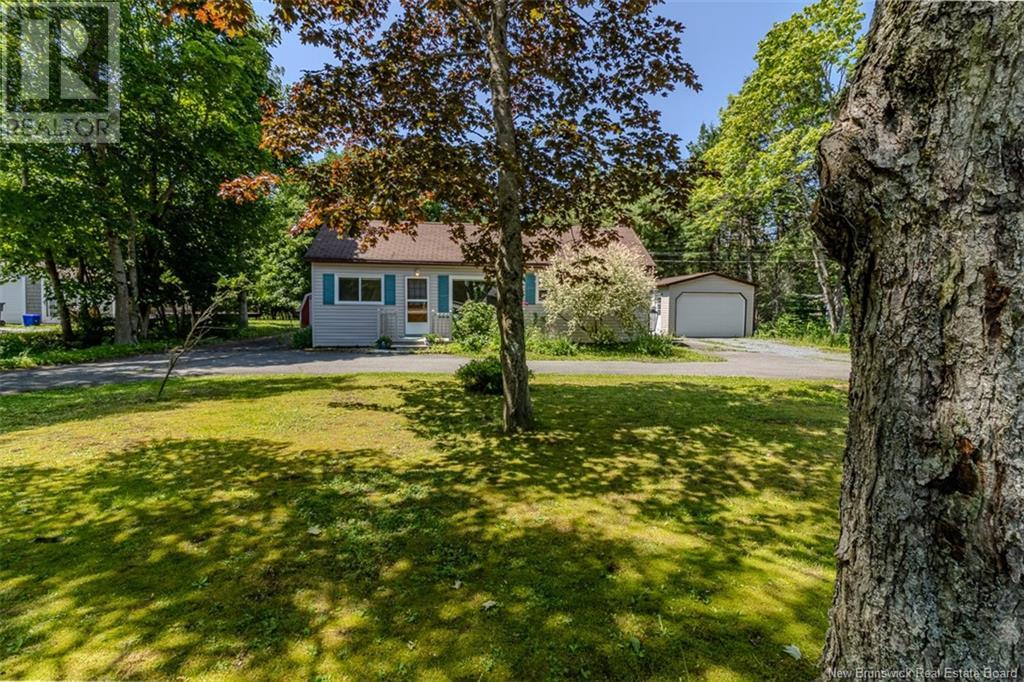361 Hampton Road, Quispamsis, New Brunswick  E2E 4T9 - Photo 1 - NB122044