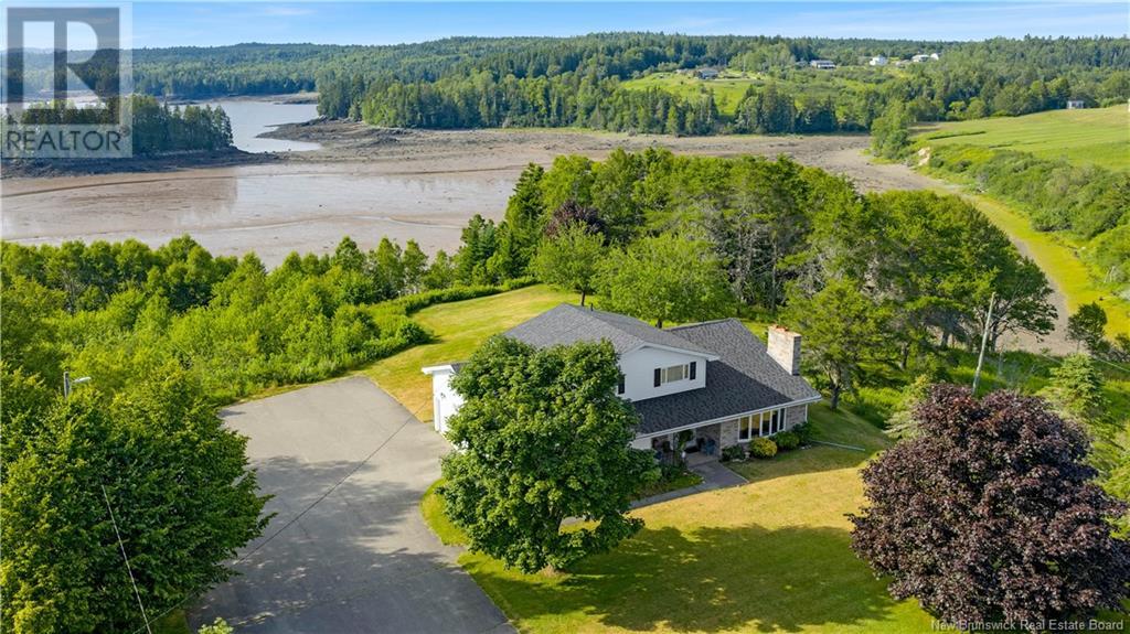 100 Nason Street, Blacks Harbour, New Brunswick  E5H 1A3 - Photo 3 - NB123628