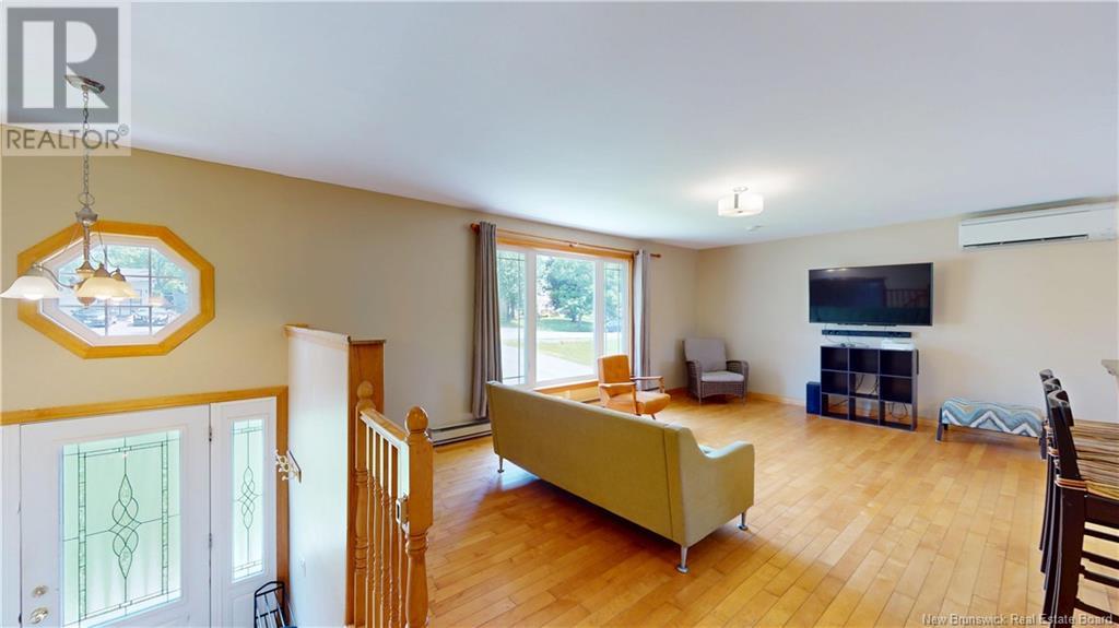 123 Marianne Drive, Quispamsis, New Brunswick  E2E 1G6 - Photo 2 - NB122884