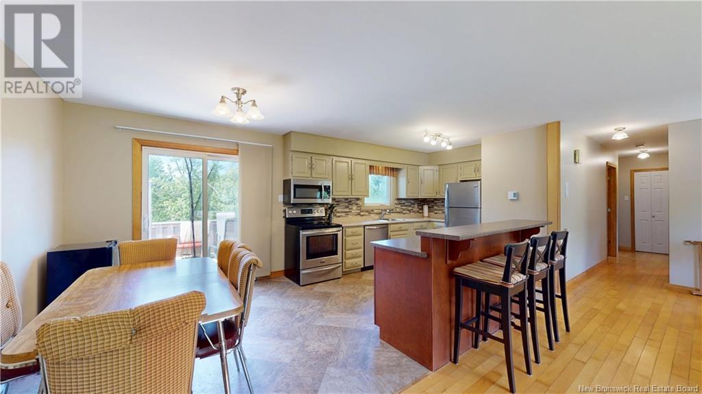 123 Marianne Drive, Quispamsis, New Brunswick  E2E 1G6 - Photo 3 - NB122884