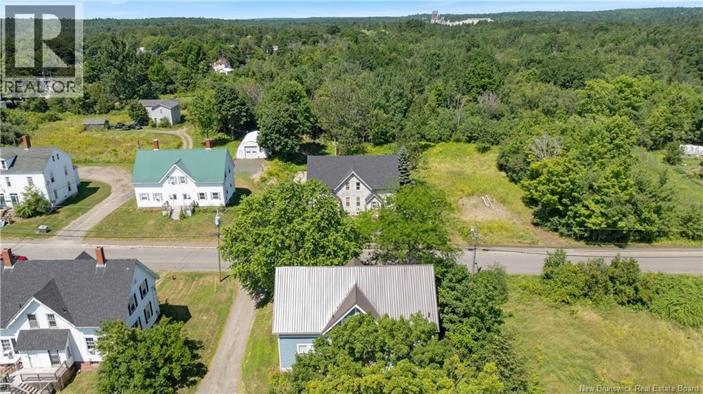60-62 Queensway Way, St. Stephen, New Brunswick  E3L 1J5 - Photo 45 - NB123940