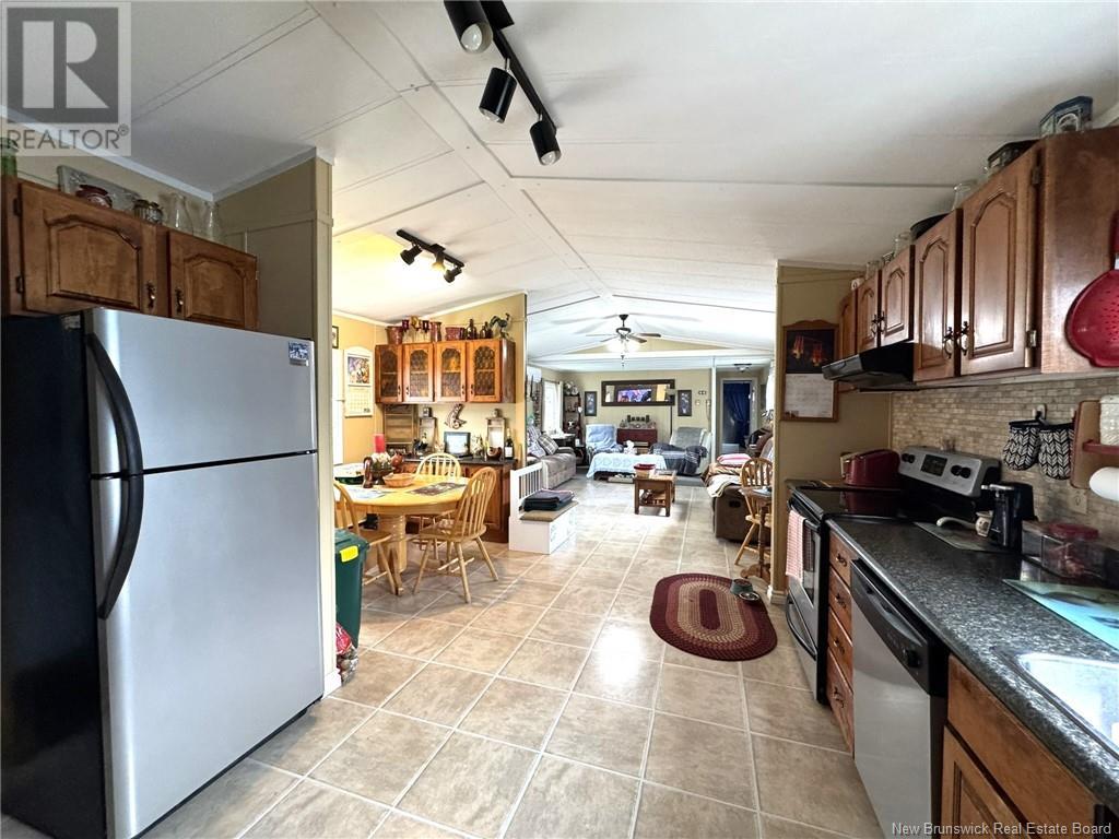 320 Colin Avenue, Saint John, New Brunswick  E2H 2P9 - Photo 7 - NB123551