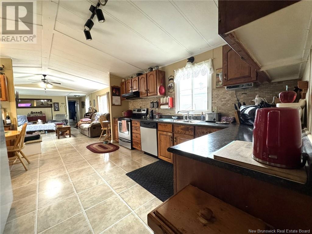 320 Colin Avenue, Saint John, New Brunswick  E2H 2P9 - Photo 9 - NB123551