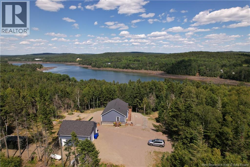 393 Hills Point Road, Oak Bay, New Brunswick