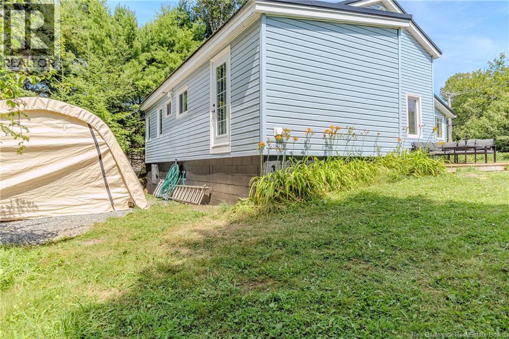 35 Central Avenue, Grand Bay-Westfield, New Brunswick  E5K 2M5 - Photo 48 - NB124324