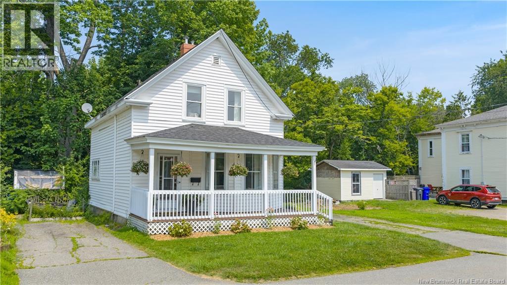 15 Mccoll Street, St. Stephen, New Brunswick  E3L 2M6 - Photo 3 - NB124514