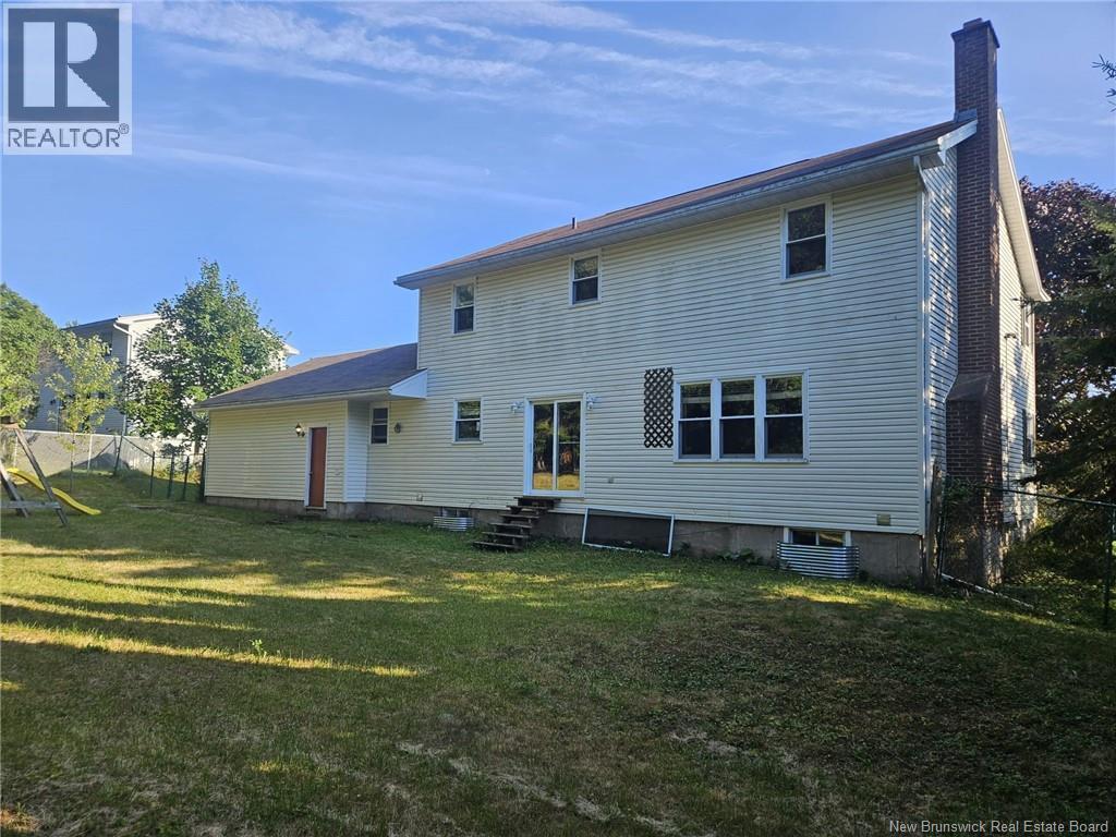 11 Cove Crescent, Rothesay, New Brunswick  E2E 4Y5 - Photo 2 - NB123786