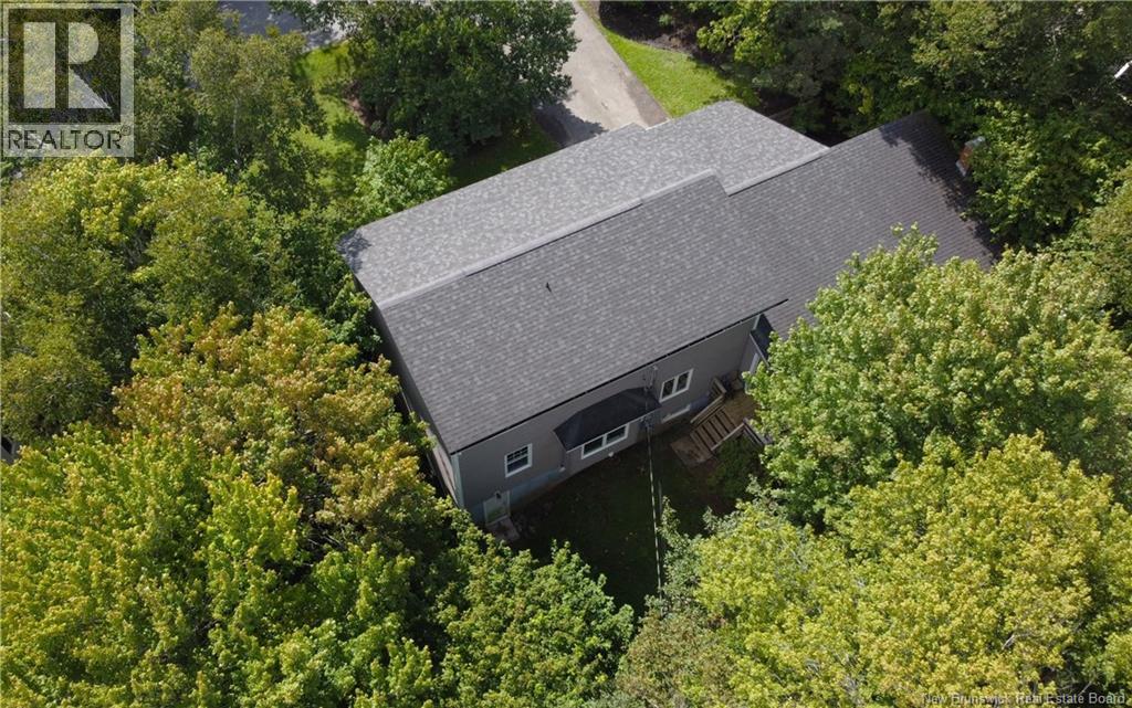 17 Crestline Road, Rothesay, New Brunswick  E2H 1C5 - Photo 5 - NB121056
