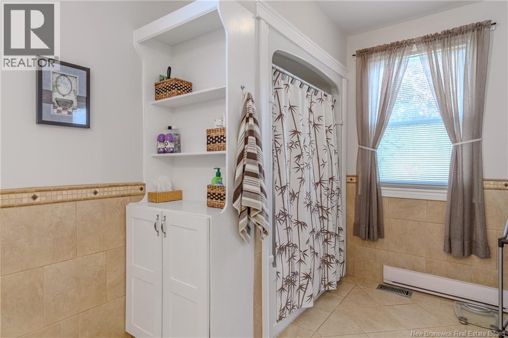 747 Beaconsfield Avenue, Saint John, New Brunswick  E2M 2K6 - Photo 29 - NB124317