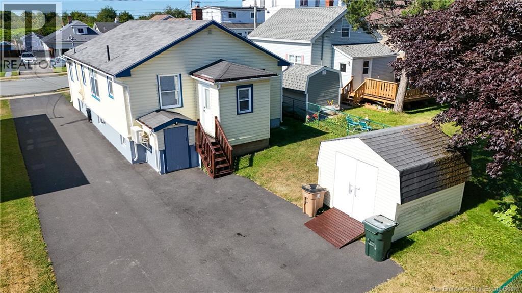 747 Beaconsfield Avenue, Saint John, New Brunswick  E2M 2K6 - Photo 5 - NB124317