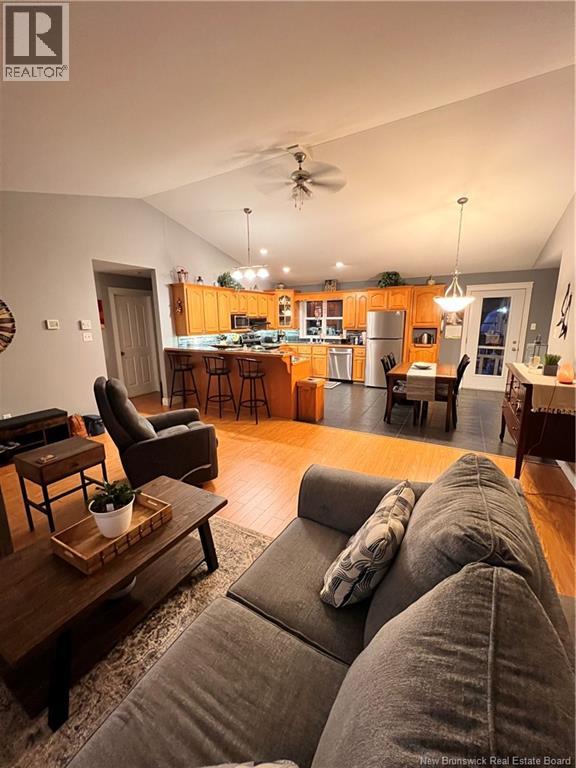 44 Laura Drive, Quispamsis, New Brunswick  E2E 6B4 - Photo 7 - NB125411